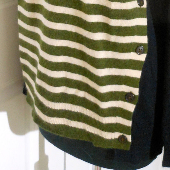 J CREW Hi-Lo Side Button Sweater M NWT $98 Stripe - Picture 4 of 5